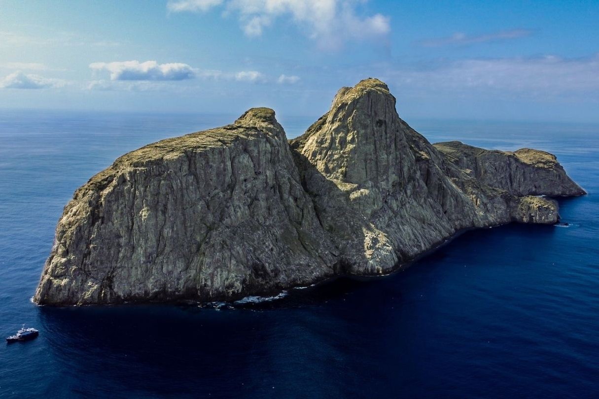 Malpelo Island - Scuba Diving Liveaboard